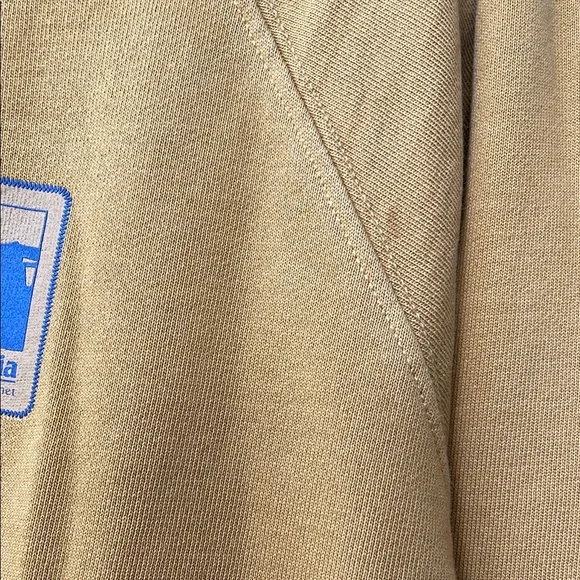 Patagonia Women’s Mustard Sweater - Picture 2 of 5